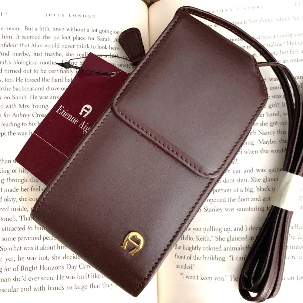 NWT ETIENNE AIGNER SIGNATURE COLOR MINI CROSSBODY